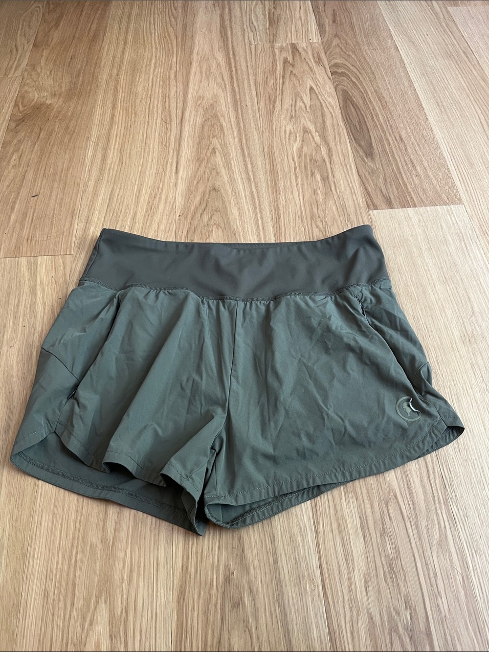 Backcountry Women’s Destination Shorts-green size L